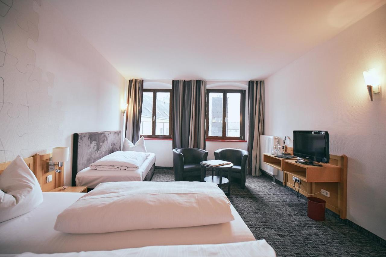 Hotel Roter Hahn Ratisbonne Extérieur photo