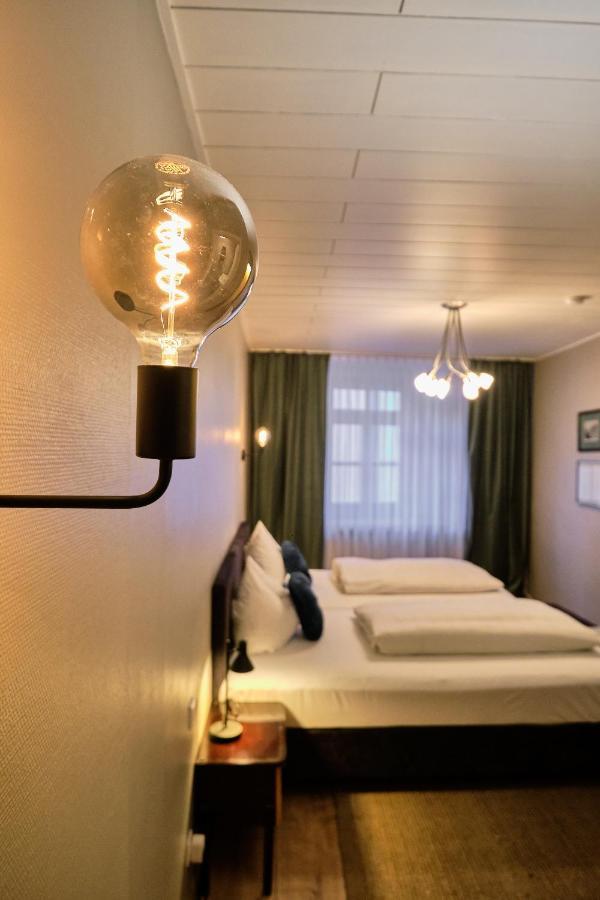 Hotel Roter Hahn Ratisbonne Extérieur photo