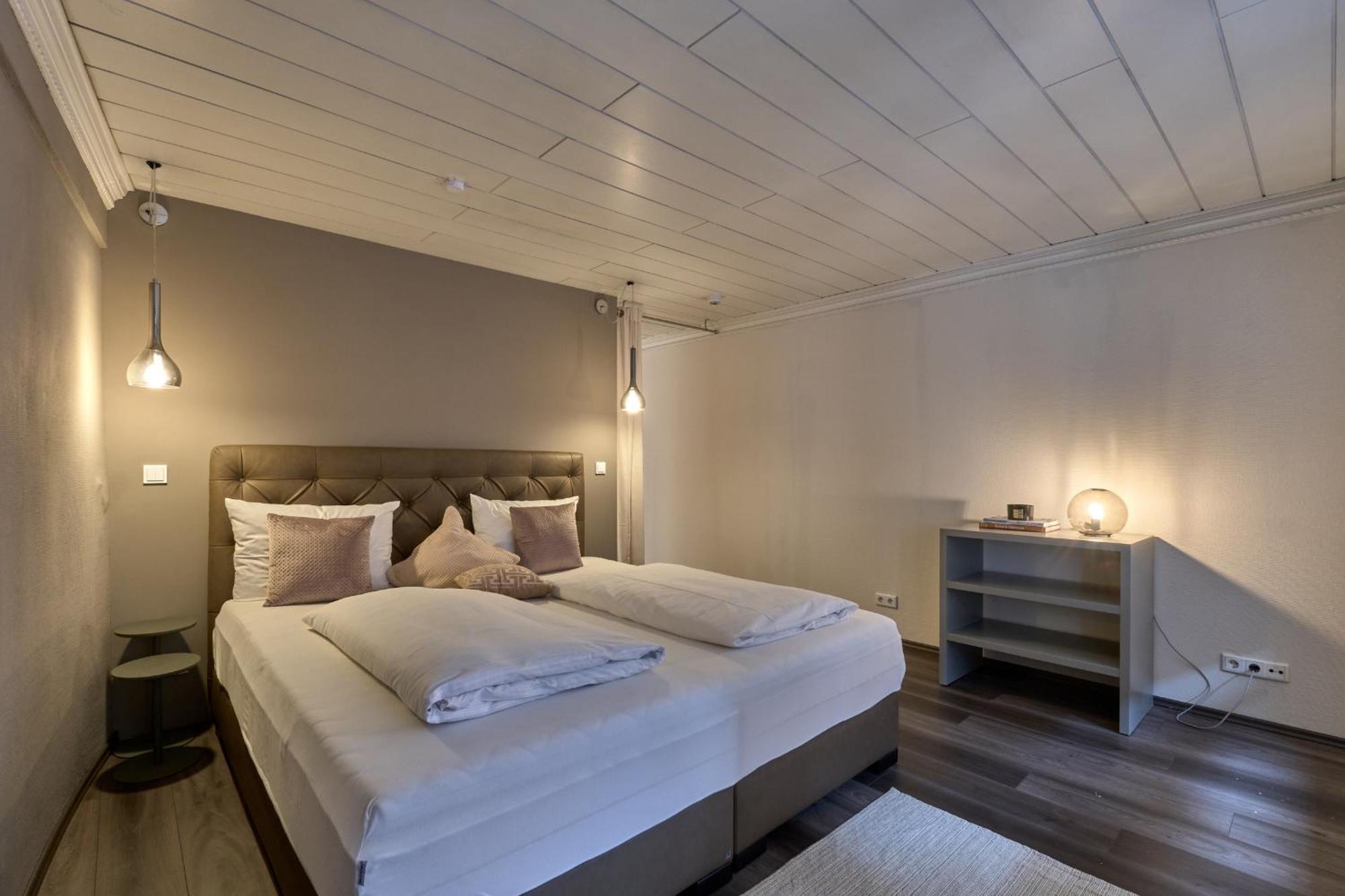Hotel Roter Hahn Ratisbonne Extérieur photo