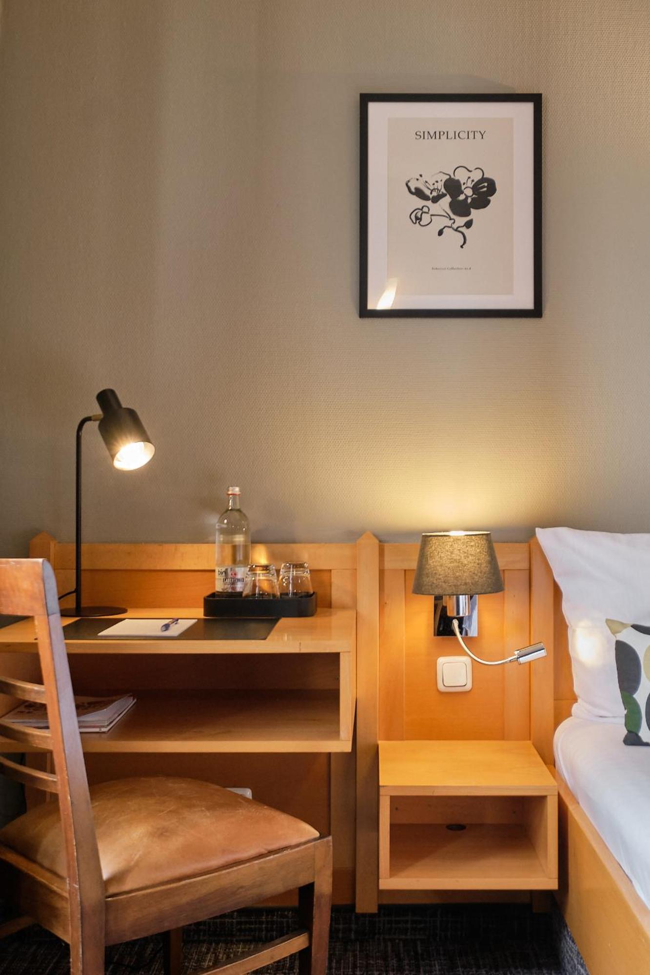 Hotel Roter Hahn Ratisbonne Extérieur photo